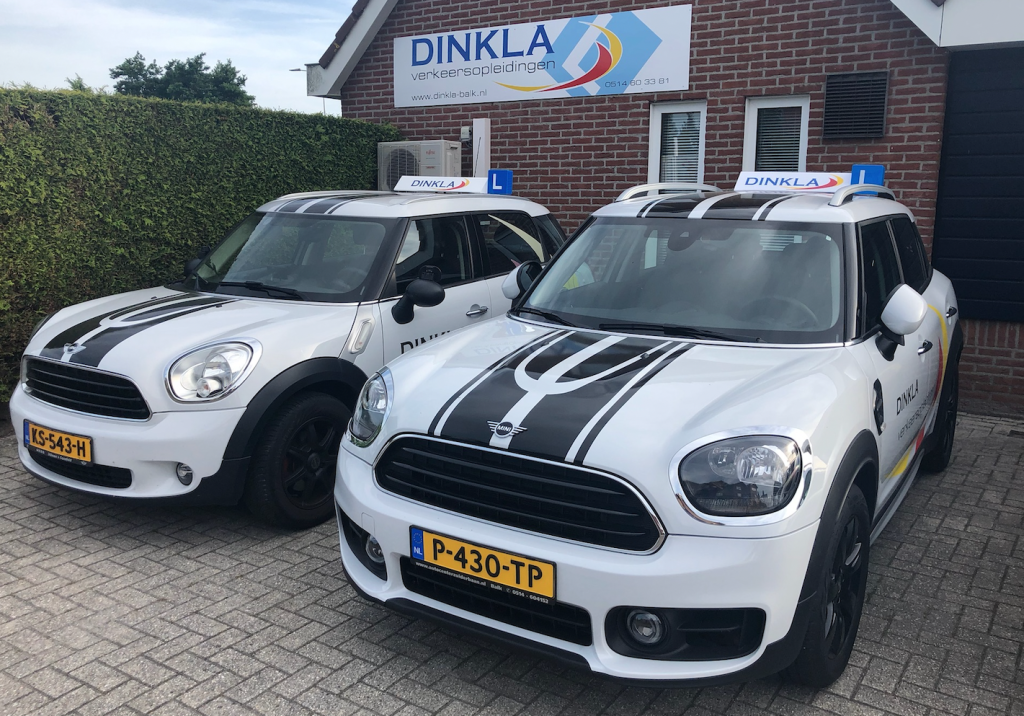 Dinkla Mini Coopers